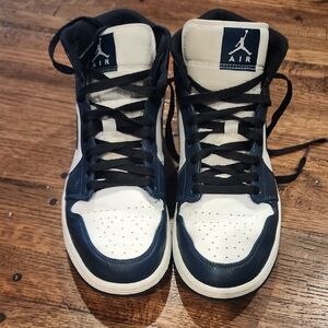 Nike Air Jordan High-Top Sneakers - Navy, White & Black
